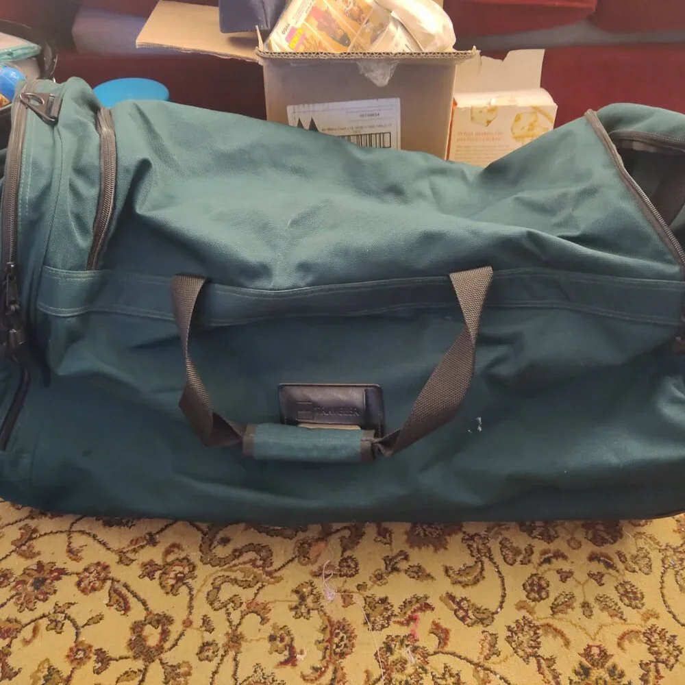 Vintage LL Bean Traveller Rolling Duffel Bag Suitcase 30